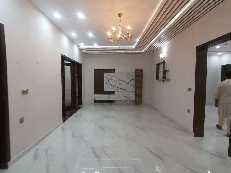 10 Marla B. New D storey House for sale in college Road Lahore 3
