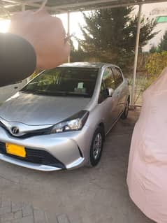 Toyota Vitz 2015 Just like Brand New in Condition, Need money on urget 0