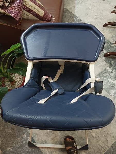 Baby chair for sale 0