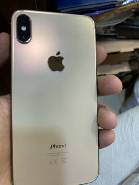 Iphone xs max gold 256 gb water pack 6 month warranty  97 health 0