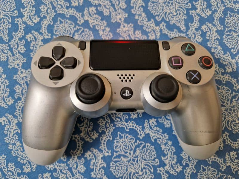 Ps4 controller dual shock 4 perfect condition for sale 6