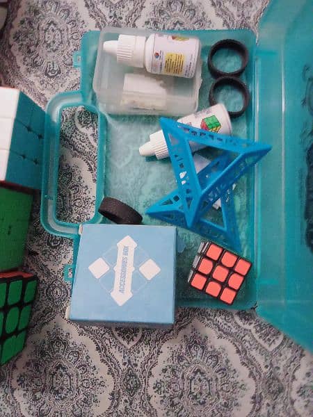 Rubix cube For sale Read description 1