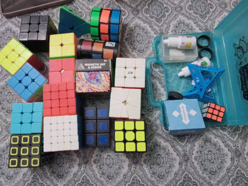 Rubix cube For sale Read description 2