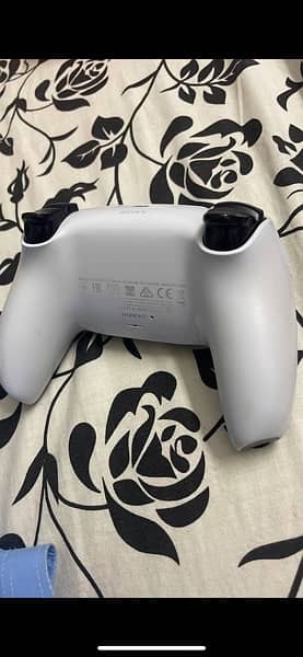 PlayStation 5 controllers 2