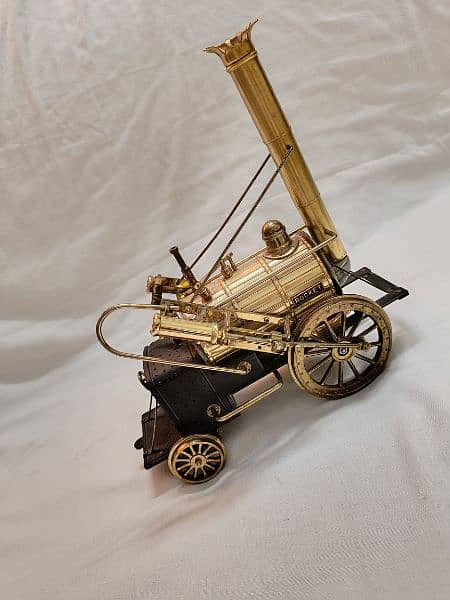 Vintage Modil metal Craft Stephenson Rocket 2