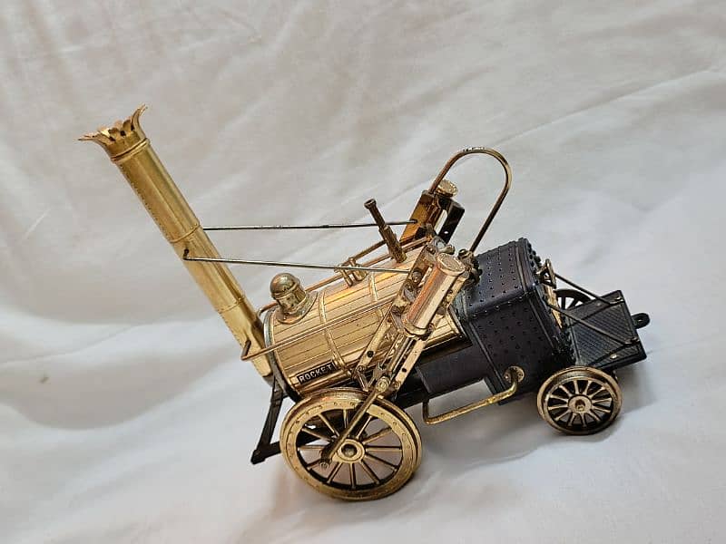 Vintage Modil metal Craft Stephenson Rocket 5