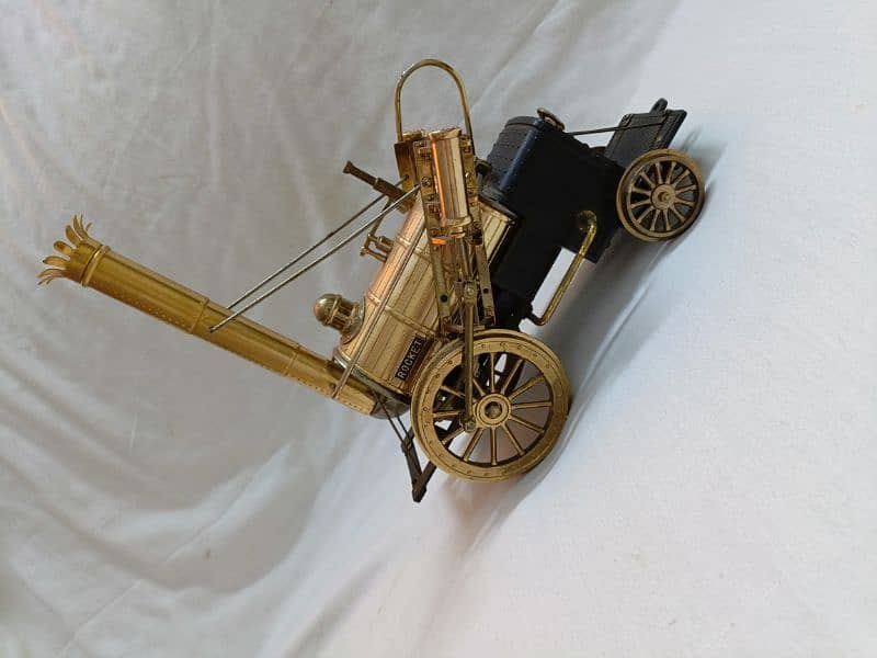 Vintage Modil metal Craft Stephenson Rocket 7