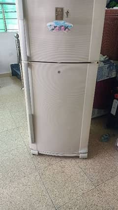 Dawlance Refrigerator Medium