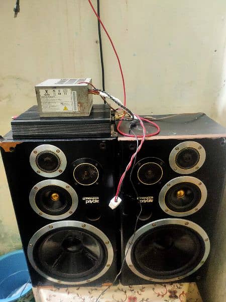 Amp & speaker 1