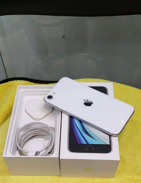 iphone 8 available PTA approved 64gb Memory my wtsp nbr/0347-68:96-669 0