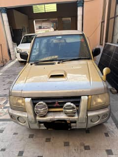 Mitsubishi Pajero Mini 1999