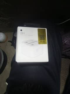 iPhone 15 pro max orginel charger 20wat