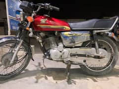 Honda 125 SE Edition (Self Start Red Colour)