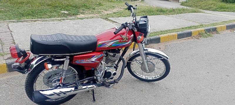 united 125 for sale just 200 km drive 3