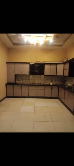Very well maintained 2 bed dd portion available for rent