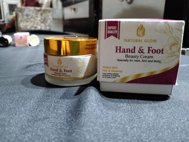 Natural glow hand n foot cream 3