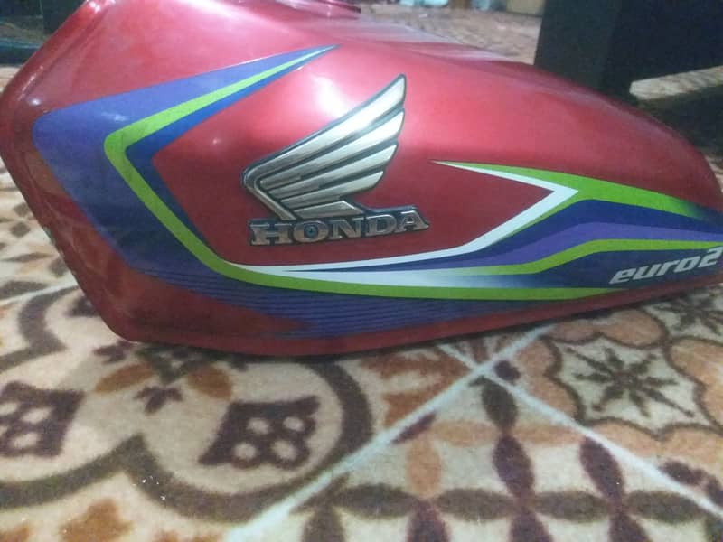 Honda 125 (2019) Original Tanky with other packing 2