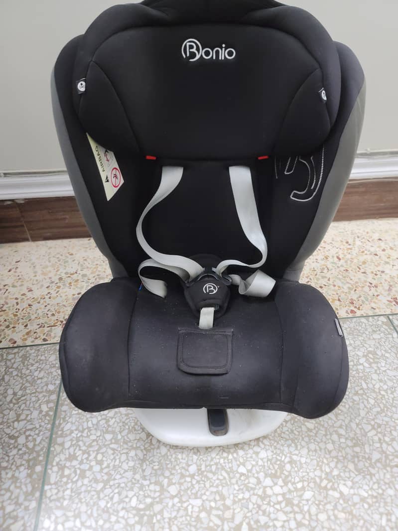 BONIO 360 Degree rotation car seat. Multiple positions both rare view 5