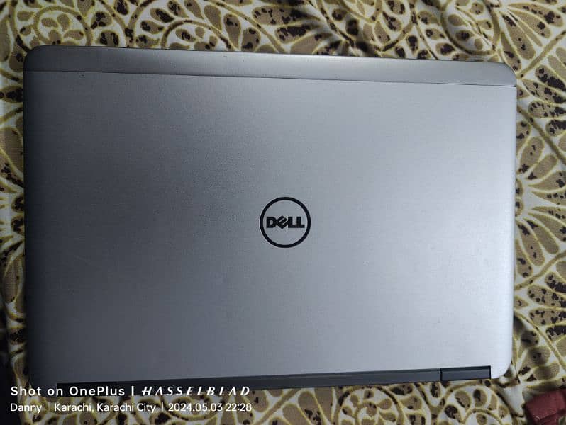 Dell E7240 0