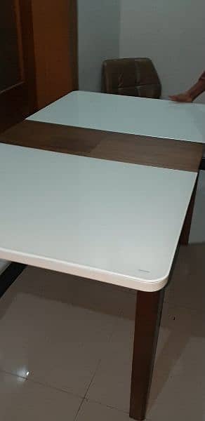 extendable dinning table 0