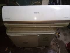 Orient inverte  Ac 1ton sell. good condition working is good .