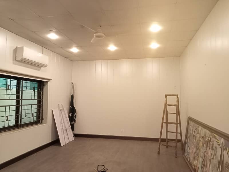 CANTT,COMMERCIAL BUILDING FOR RENT GULBERG GARDEN TOWN SHADMAN LAHORE 8