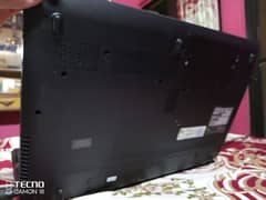 Toshiba Laptop satellite Windows 10Pro SSD hai isliyai