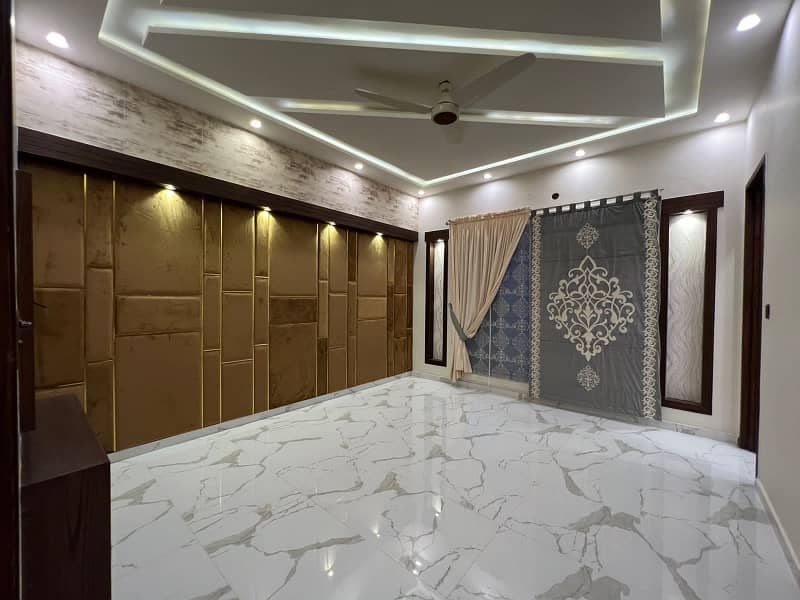 LUXURY BRAND NEW CONDITION 1 KANAL HOUSE FOR RENT IN BAHRIA TOWN LAHORE 24