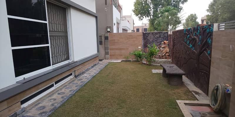 LUXURY BRAND NEW CONDITION 1 KANAL HOUSE FOR RENT IN BAHRIA TOWN LAHORE 29