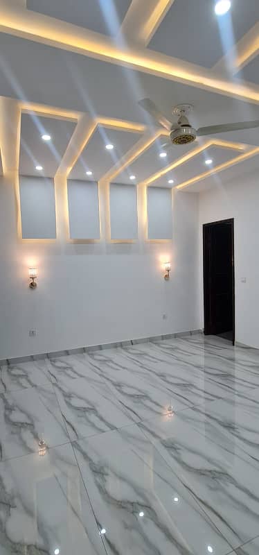 BRAND NEW 10 MARLA HOUSE FOR RENT IN BAHRIA TOWN LAHORE 5