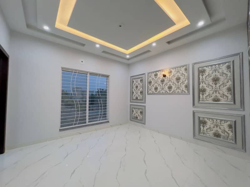BRAND NEW 10 MARLA HOUSE FOR RENT IN BAHRIA TOWN LAHORE 34