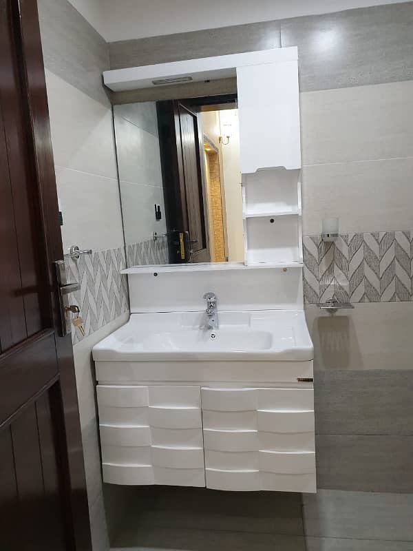 BRAND NEW 5 MARLA HOUSE FOR RENT IN BAHRIA TOWN LAHORE 20