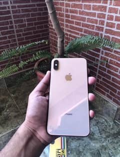 iphone xs max, waterpack, 10/10, sealed, non pta, all ok, FU, for sale