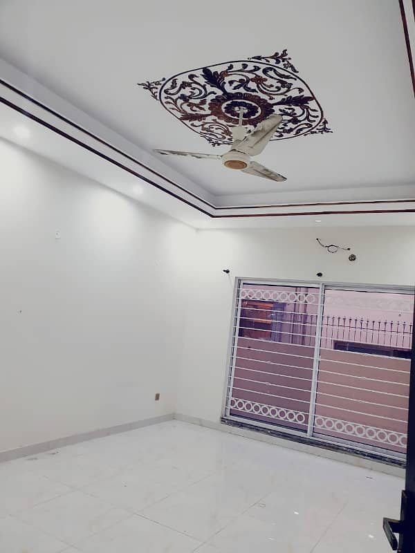 1 KANAL LOWER PORTION HOUSE FOR RENT IN BAHRIA TOWN LAHORE 1