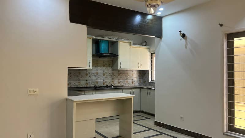 LUXURY 1 KANAL HOUSE FOR RENT IN BAHRIA TOWN LAHORE 15