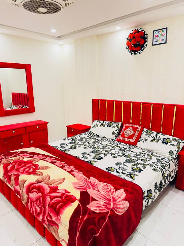 1 bed daily basis laxusry apartment available for rent in bahria town 0