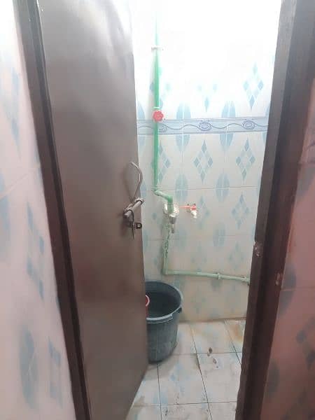 Firdous Market, Hostel, Seat, Room, Sharing, Accomodation,Gulberg 3 15