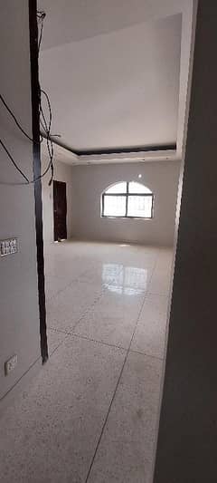 3 Bed Drawing Old Bungalow For Sale In Gulshan E Iqbal Block 10 On 100ft Wide Road Best Option For Investors 0