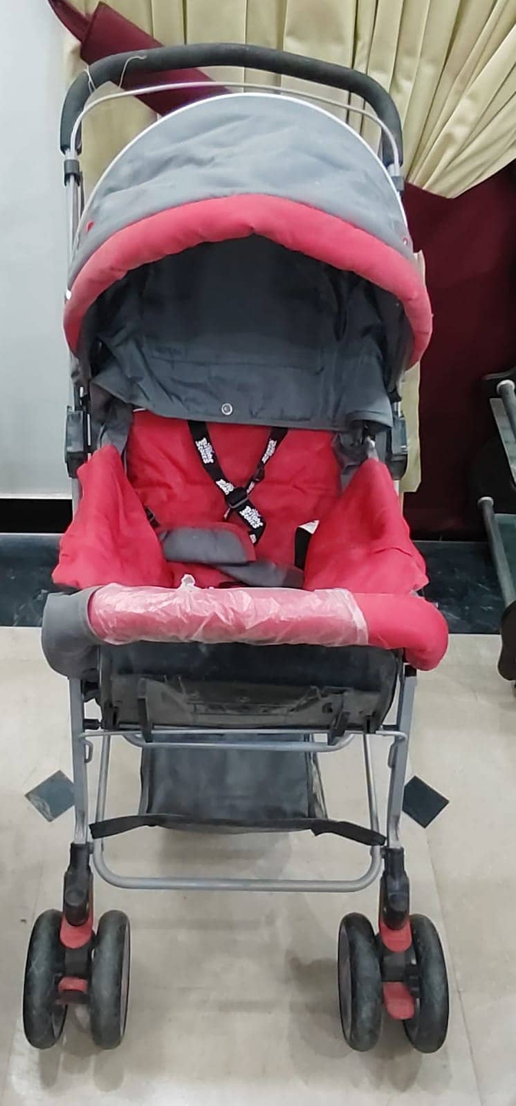 Baby Stroller in Brand New Condition 2