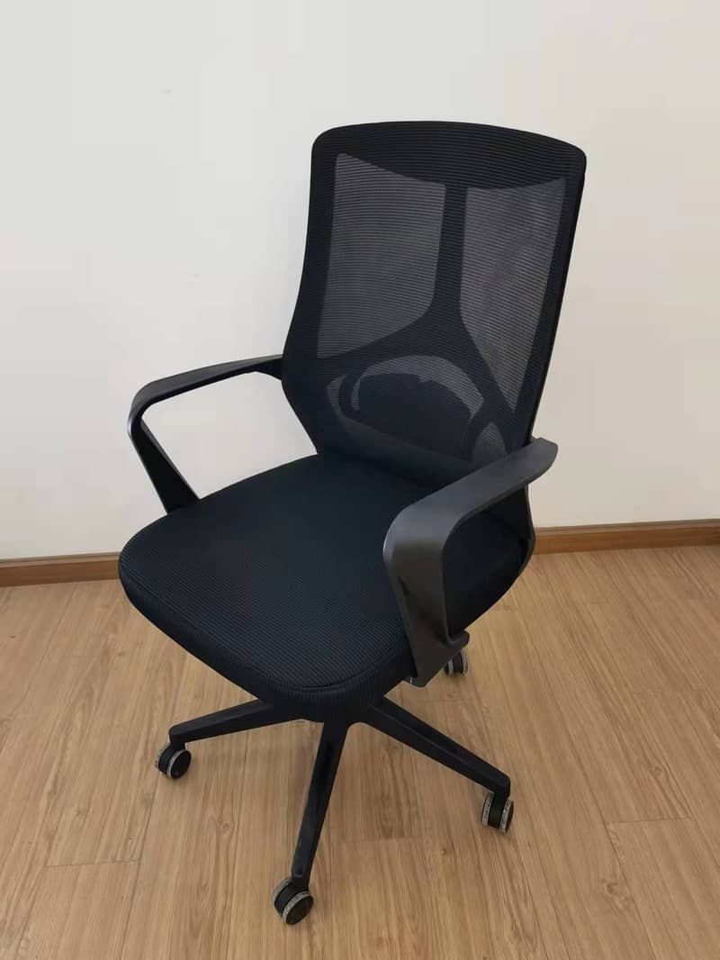 M A Office Chairs 8