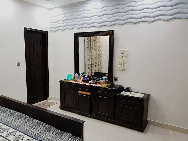 LUXURY 10 MARLA HOUSE FOR RENT IN BAHRIA TOWN LAHORE 12