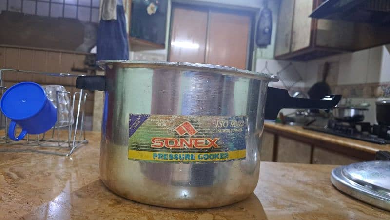 Sonex pressure cooker (used) 1