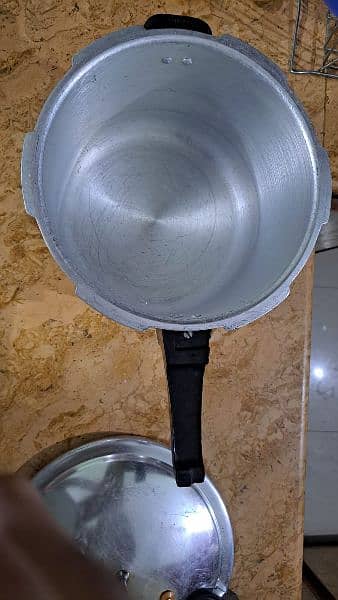 Sonex pressure cooker (used) 3