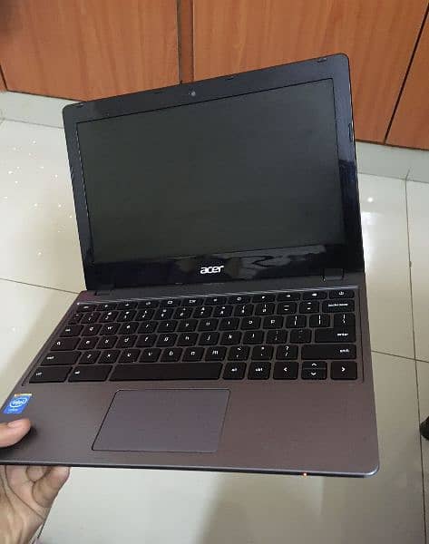 Acer C740 4/128GB SSD 4