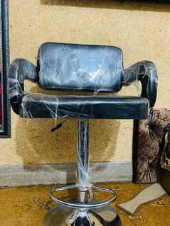 Salon Chair 10/10