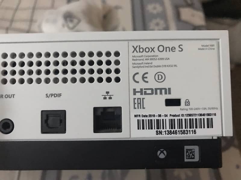Xbox One S 1tb 4