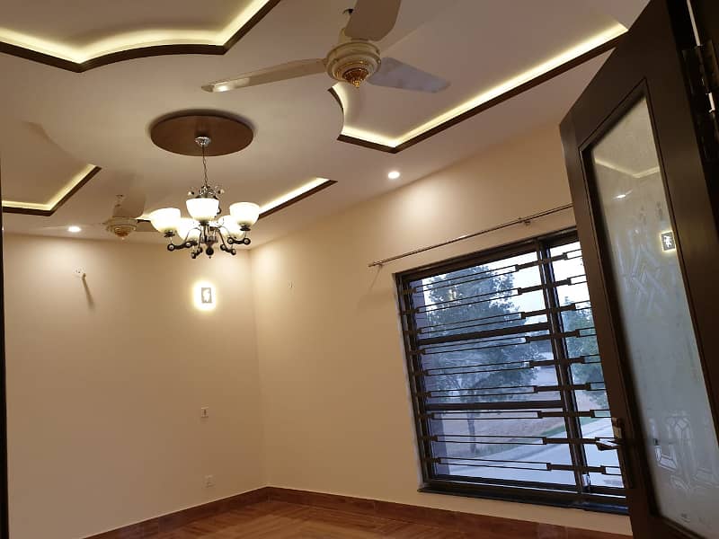 BRAND NEW LUXURY 1 KANAL HOUSE FOR RENT IN BAHRIA TOWN LAHORE 14
