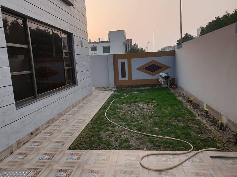 BRAND NEW LUXURY 1 KANAL HOUSE FOR RENT IN BAHRIA TOWN LAHORE 28