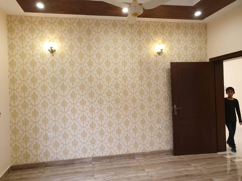 BRAND NEW LUXURY 1 KANAL HOUSE FOR RENT IN BAHRIA TOWN LAHORE 36