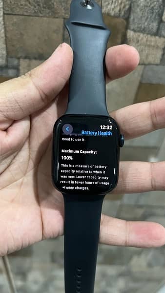 Apple Watch Series 7 GPS 100% Battery health 0